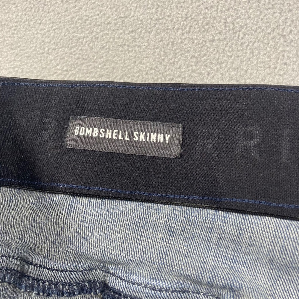 Torrid Jeans Womens 20R Blue Skinny Mid Rise Bombshell Skinny Stretch Dark - Picture 6 of 9